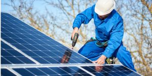 Installation Maintenance Panneaux Solaires Photovoltaïques à Reallon